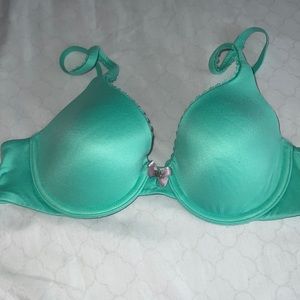 Body by Victoria secret bra
